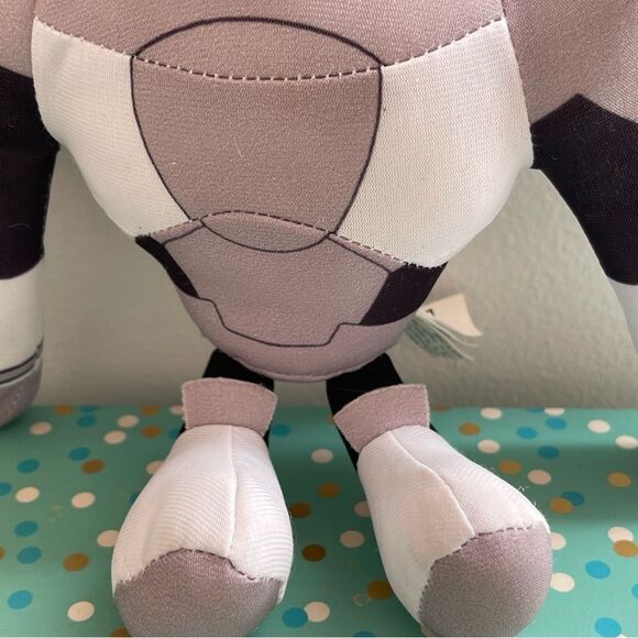 Teen Titan cyborg plush - Picture 10 of 11